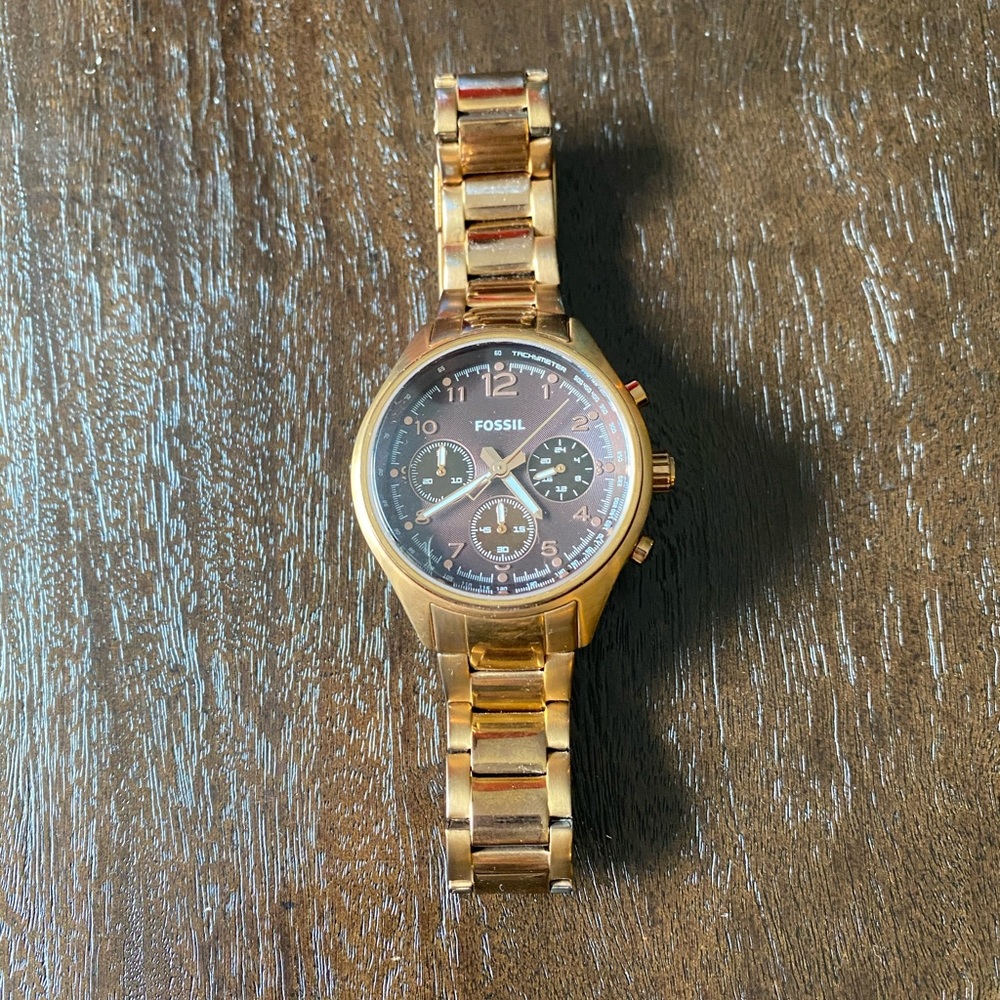 Fossil rose gold watch